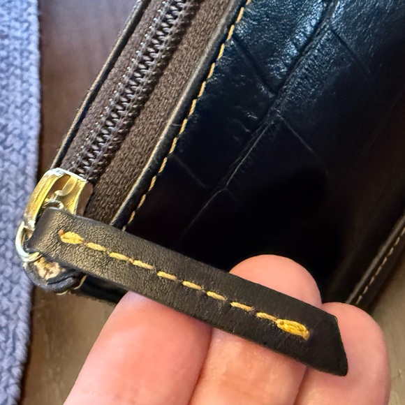 Dooney & Bourke Croc-Embossed Leather cosmetic Pouch Brown - Picture 6 of 15